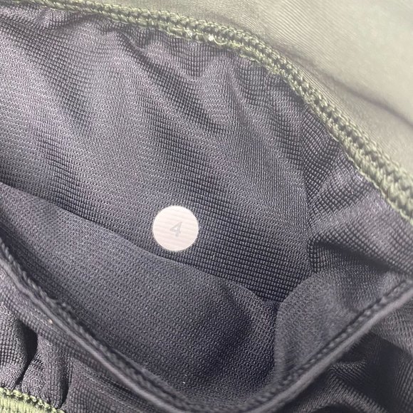 Lululemon Run Split Second Shorts Gator Green - Picture 3 of 5